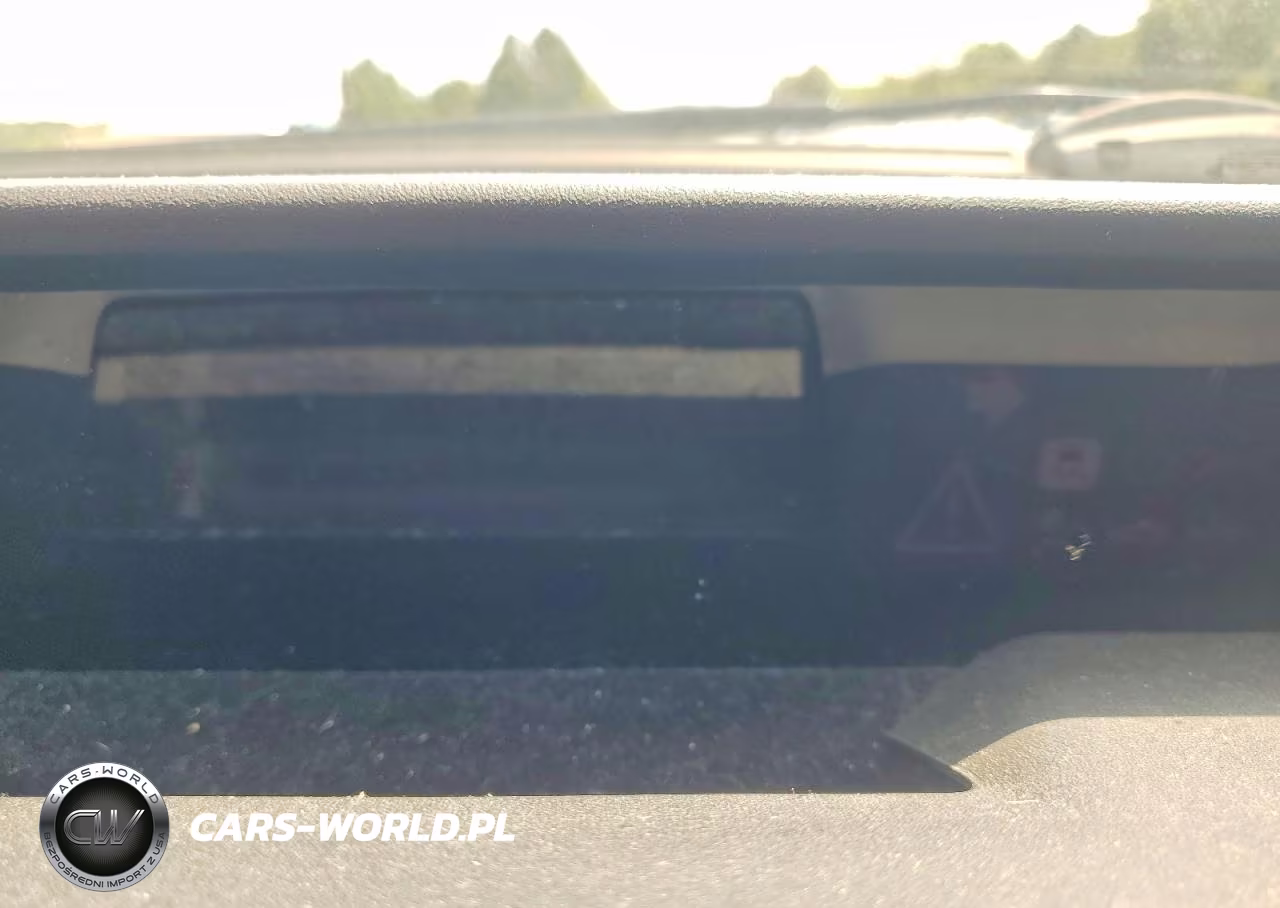 2007 Toyota Prius Base VIN:JTDKB20UX73218330 - 9