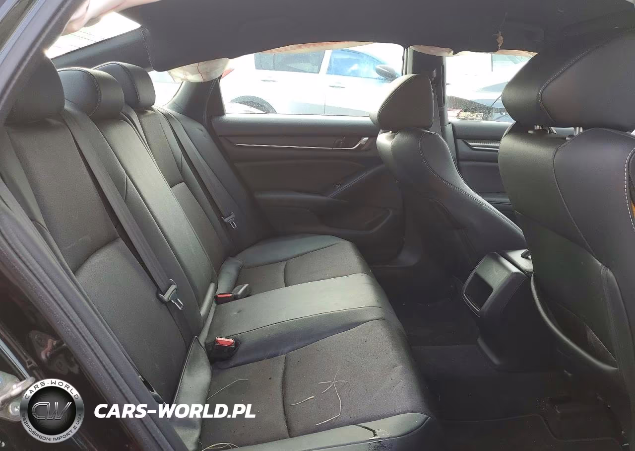 2019 Honda Accord Sport VIN:1HGCV1F39KA068673 - 10