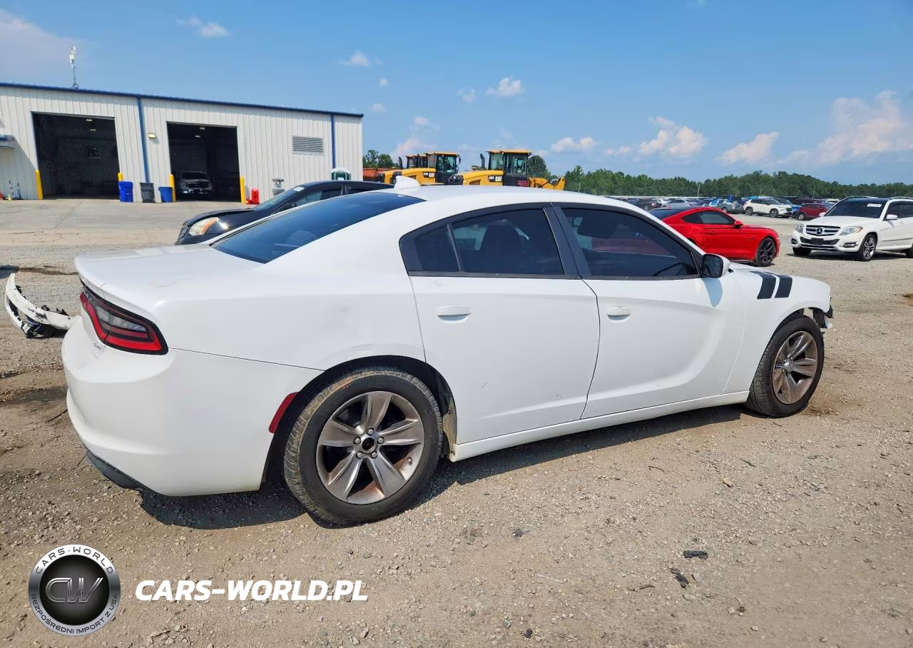 2016 Dodge Charger Sxt VIN:2C3CDXHG3GH185876 - 3