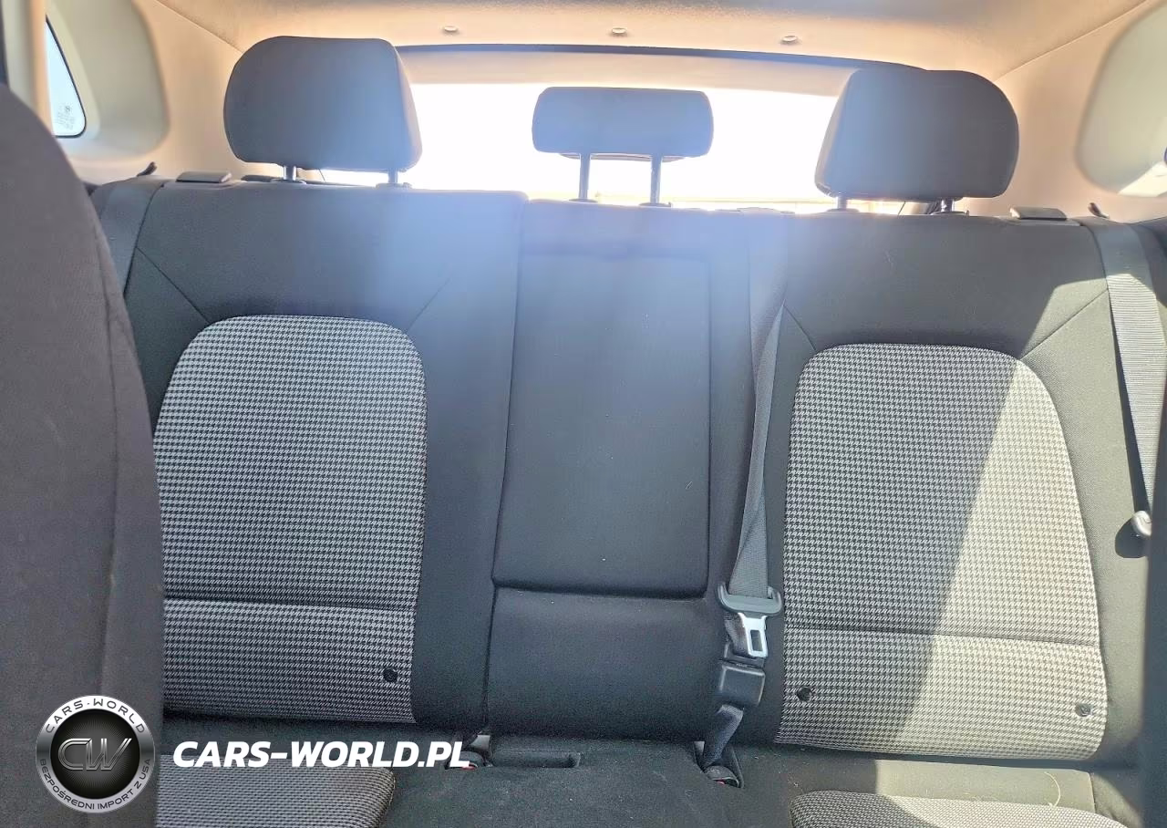 2021 Hyundai Kona Se VIN:KM8K12AA9MU642445 - 10