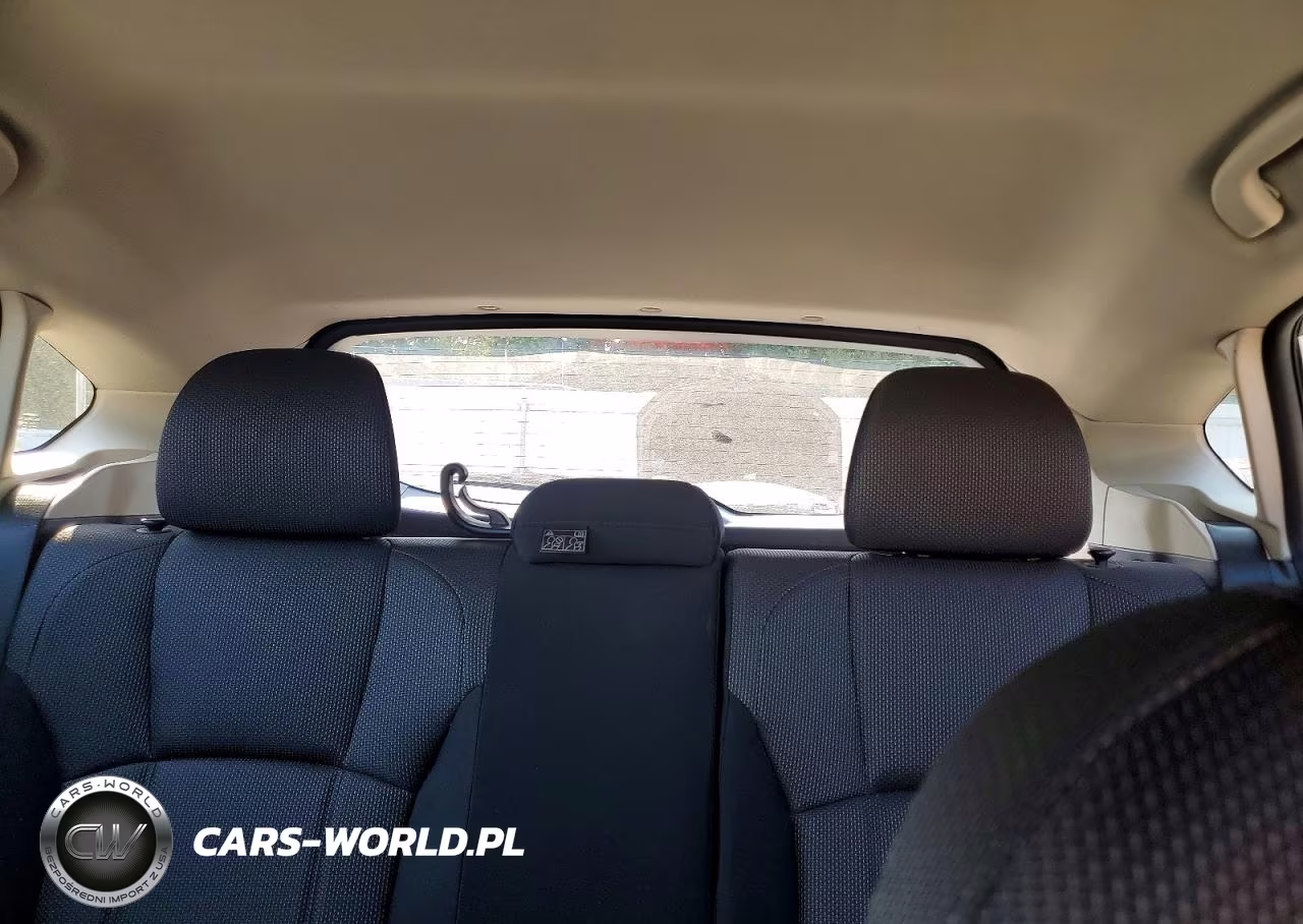 2018 Subaru Impreza VIN:4S3GTAA64J1713414 - 10