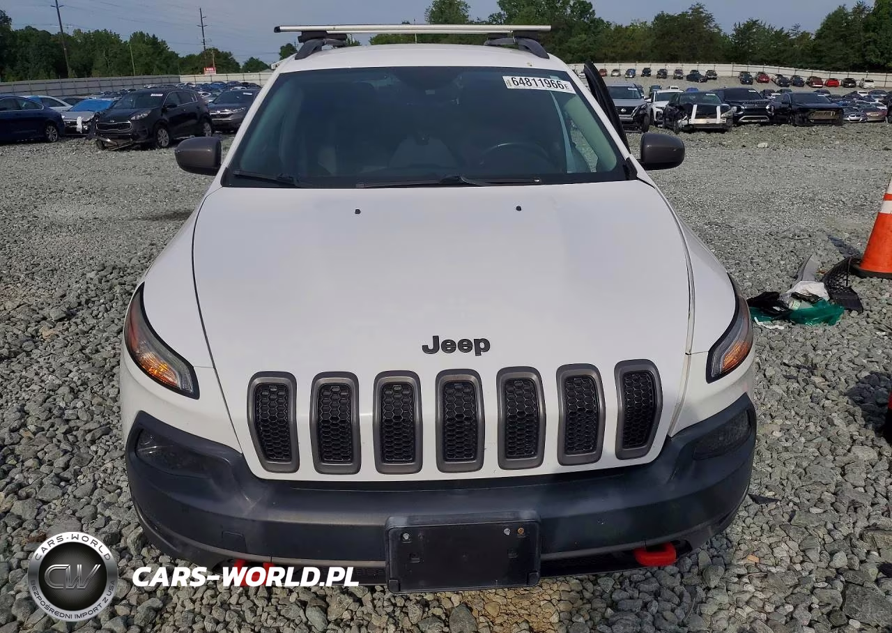 2014 Jeep Cherokee Trailhawk VIN:1C4PJMBS7EW251961 - 5