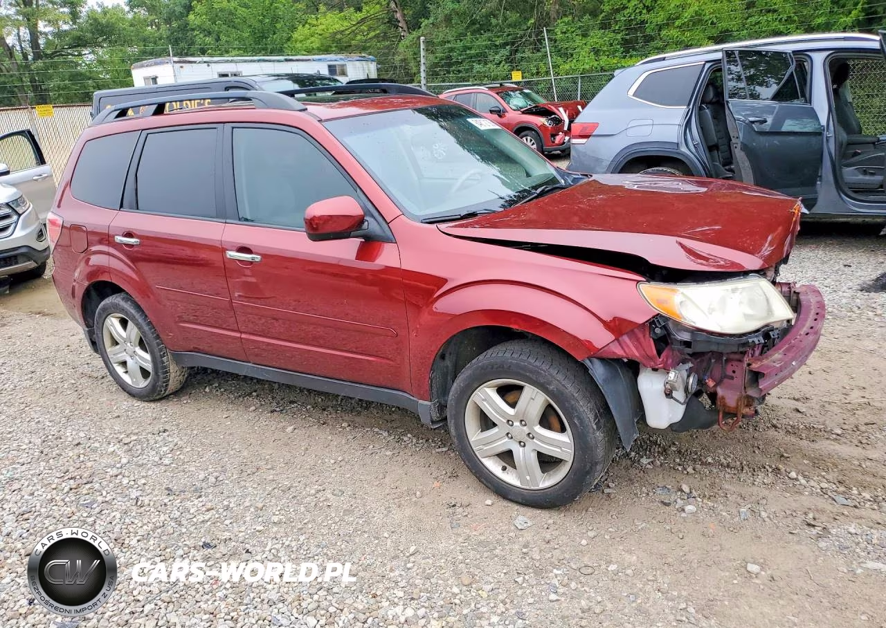 2010 Subaru Forester 2.5X Premium VIN:JF2SH6CC2AH784826 - 4