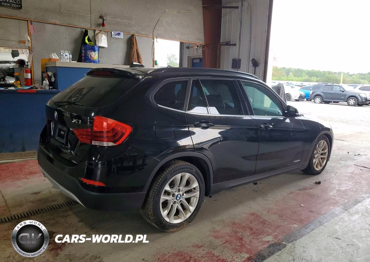 2015 BMW X1 xDrive28I VIN:WBAVL1C56FVY28265 - 3