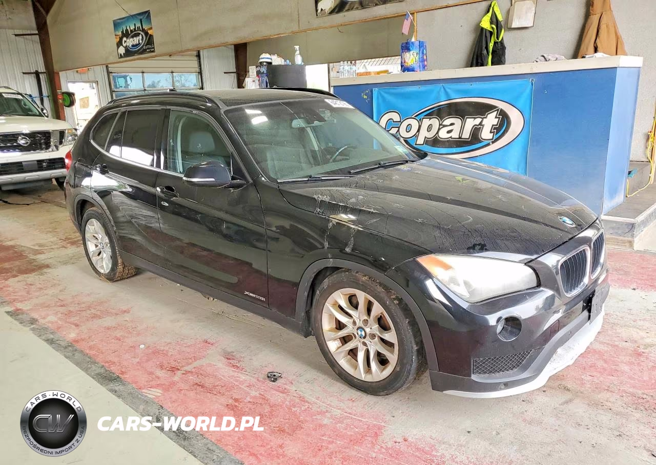 2015 BMW X1 xDrive28I VIN:WBAVL1C56FVY28265 - 4