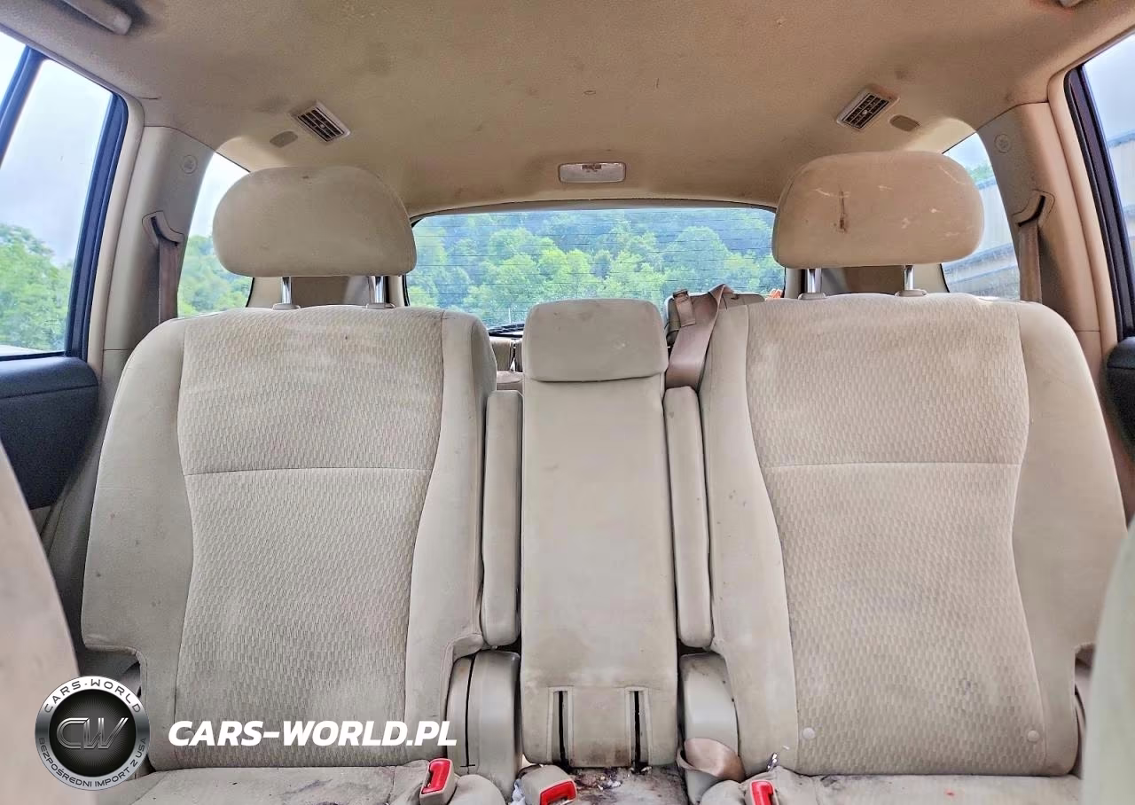 2010 Toyota Highlander Base VIN:5TDBK3EH9AS004999 - 10