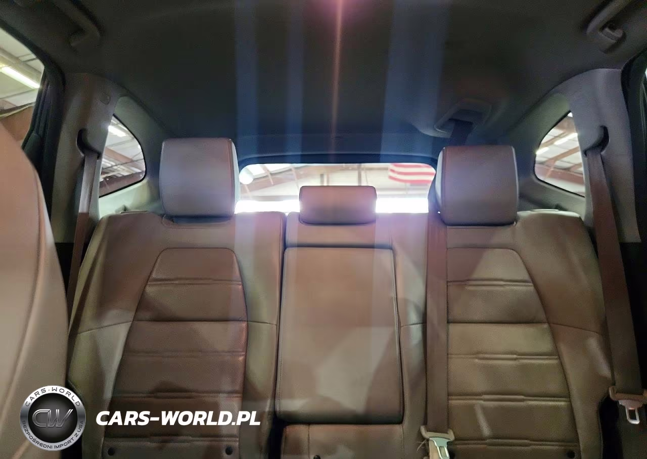 2019 Honda Cr-V Touring VIN:7FARW1H91KE006879 - 10