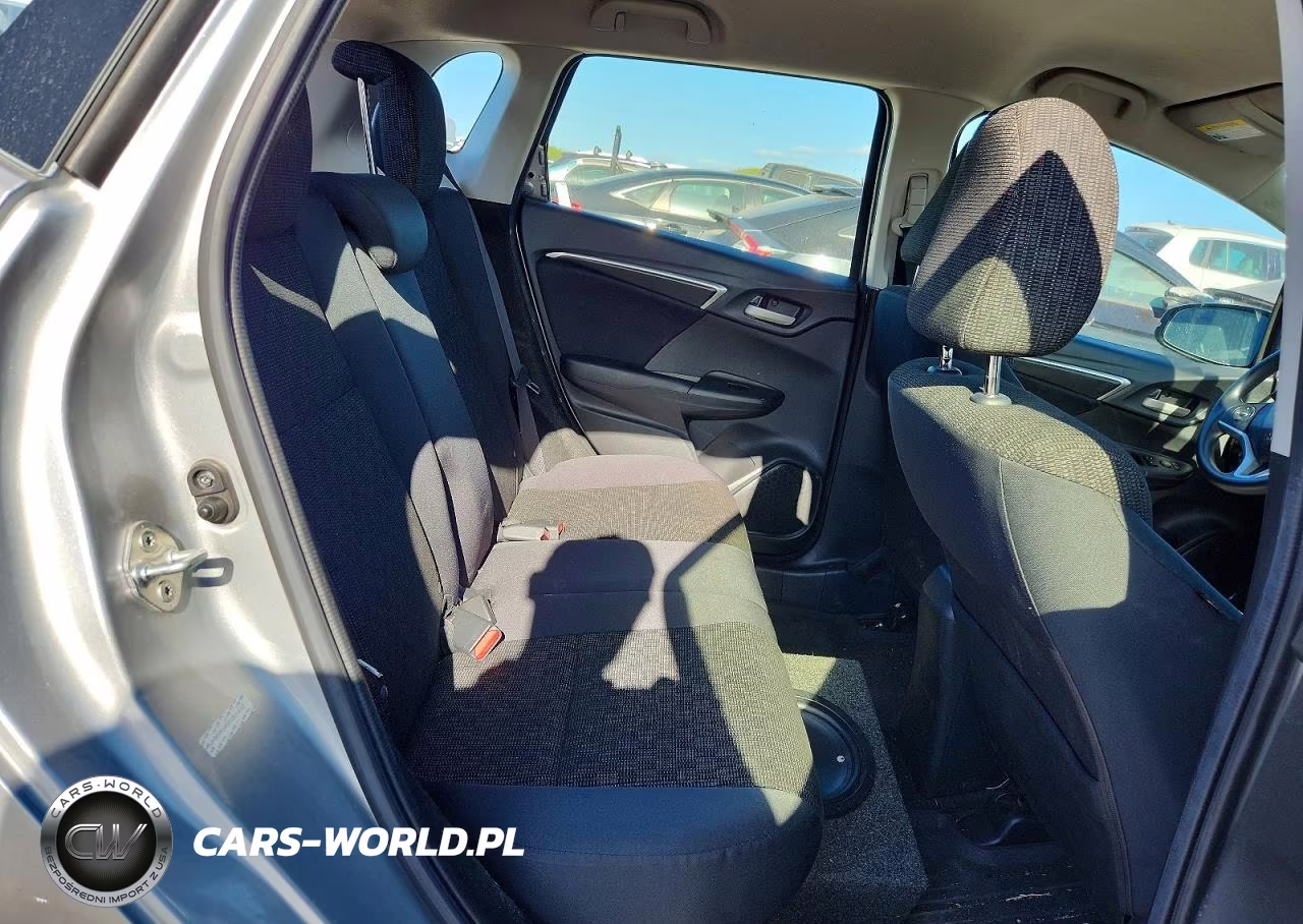 2016 Honda Fit Lx VIN:JHMGK5H50GS014712 - 10