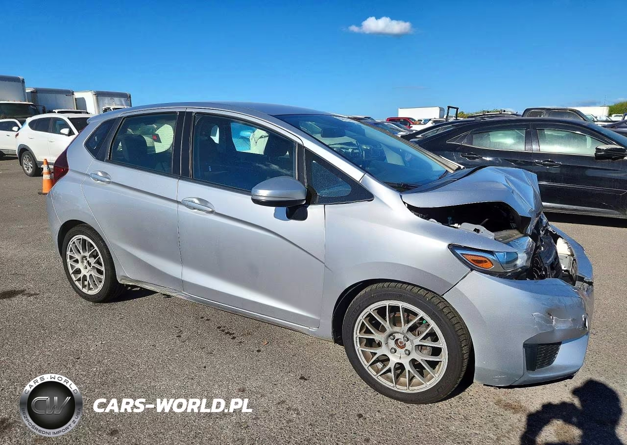 2016 Honda Fit Lx VIN:JHMGK5H50GS014712 - 4