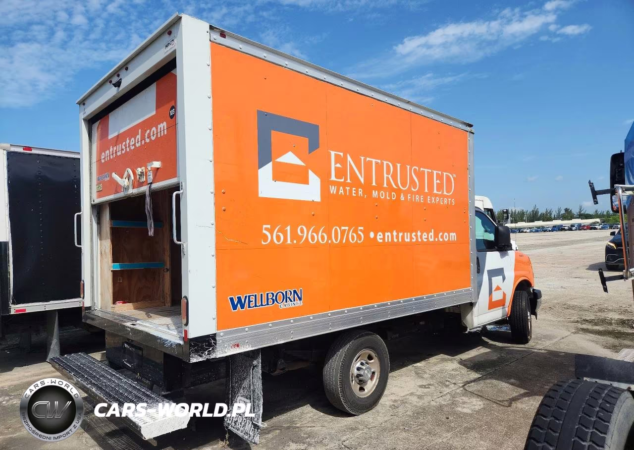 2021 Chevrolet Express Box Truck VIN:1GB0GRFP2M1251272 - 3