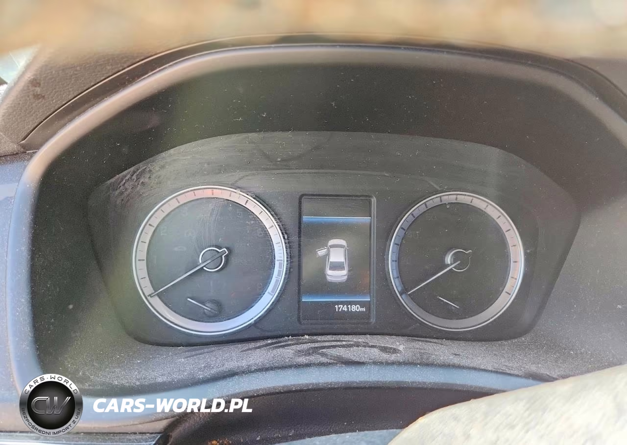 2018 Hyundai Sonata Limited VIN:5NPE34AF4JH684935 - 9
