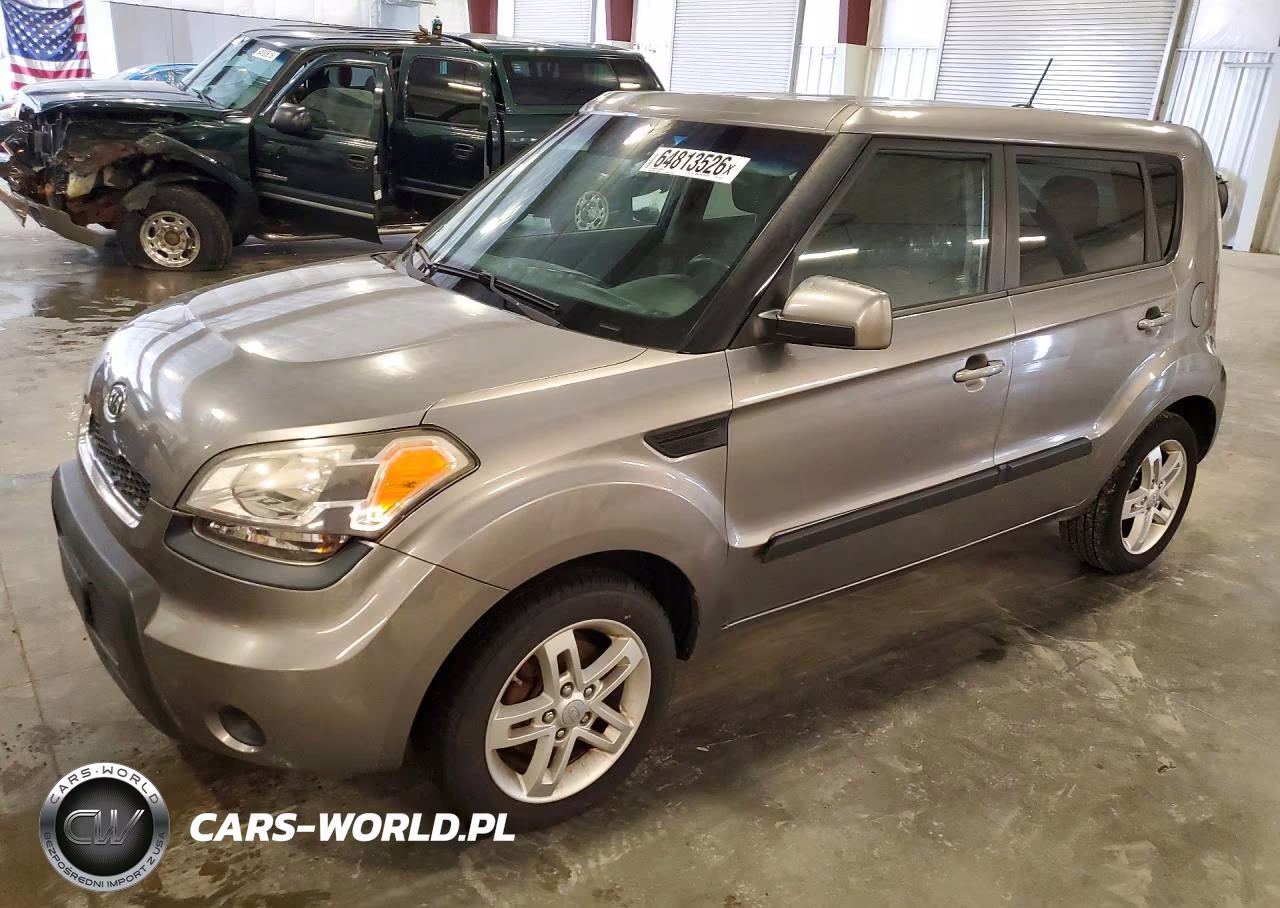 2011 Kia Soul +
