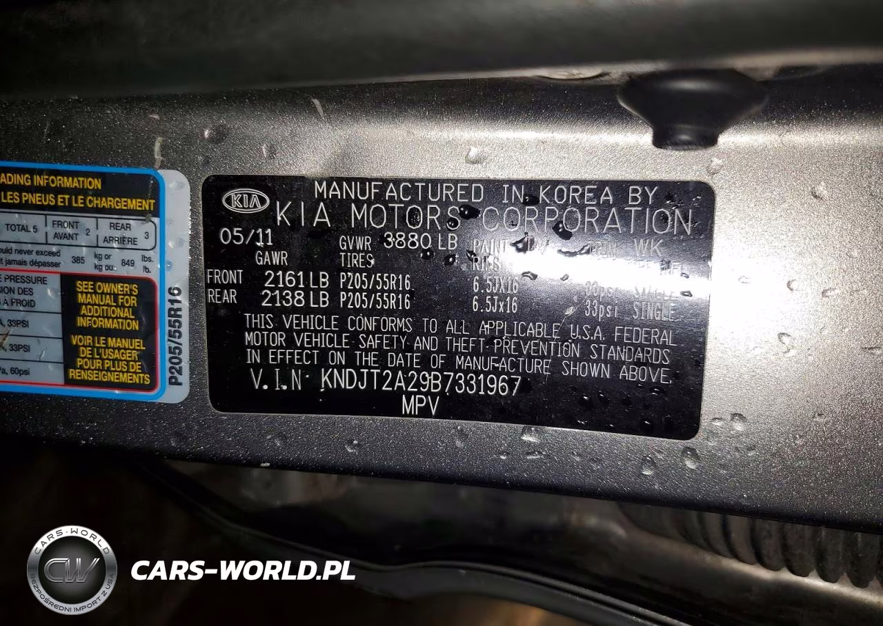 2011 Kia Soul + VIN:KNDJT2A29B7331967 - 13