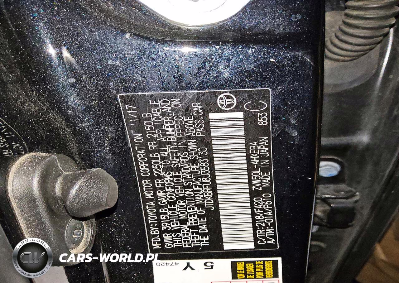 2018 Toyota Prius Two VIN:JTDKBRFU8J3583130 - 12