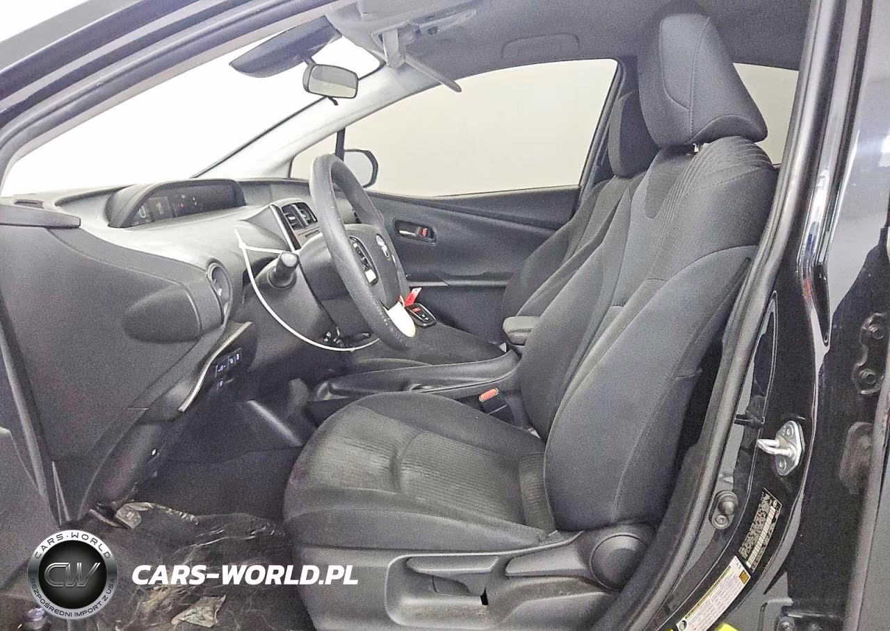 2018 Toyota Prius Two VIN:JTDKBRFU8J3583130 - 7