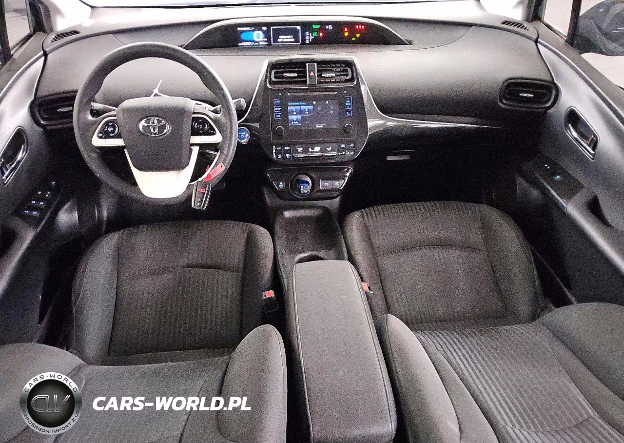 2018 Toyota Prius Two VIN:JTDKBRFU8J3583130 - 8