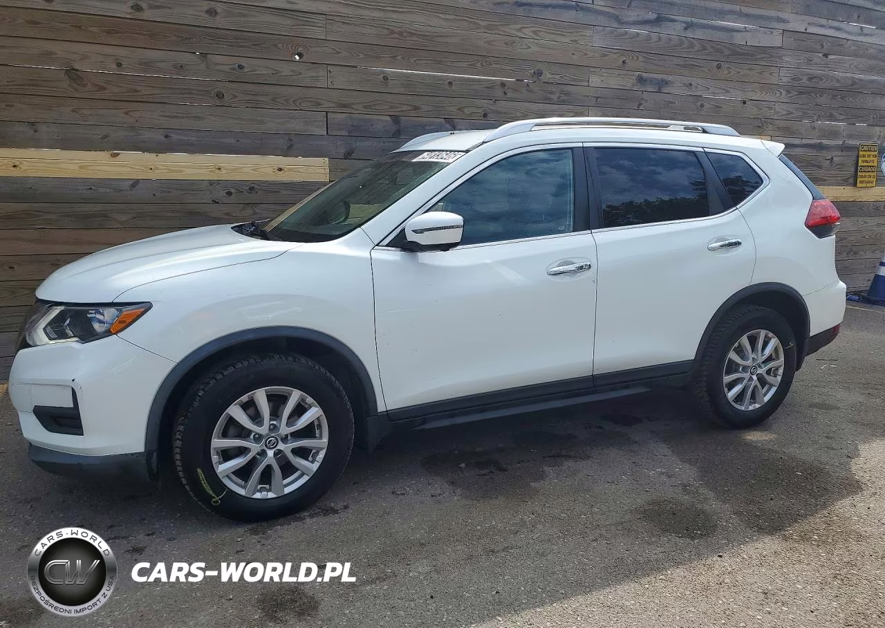 2017 Nissan Rogue Sv
