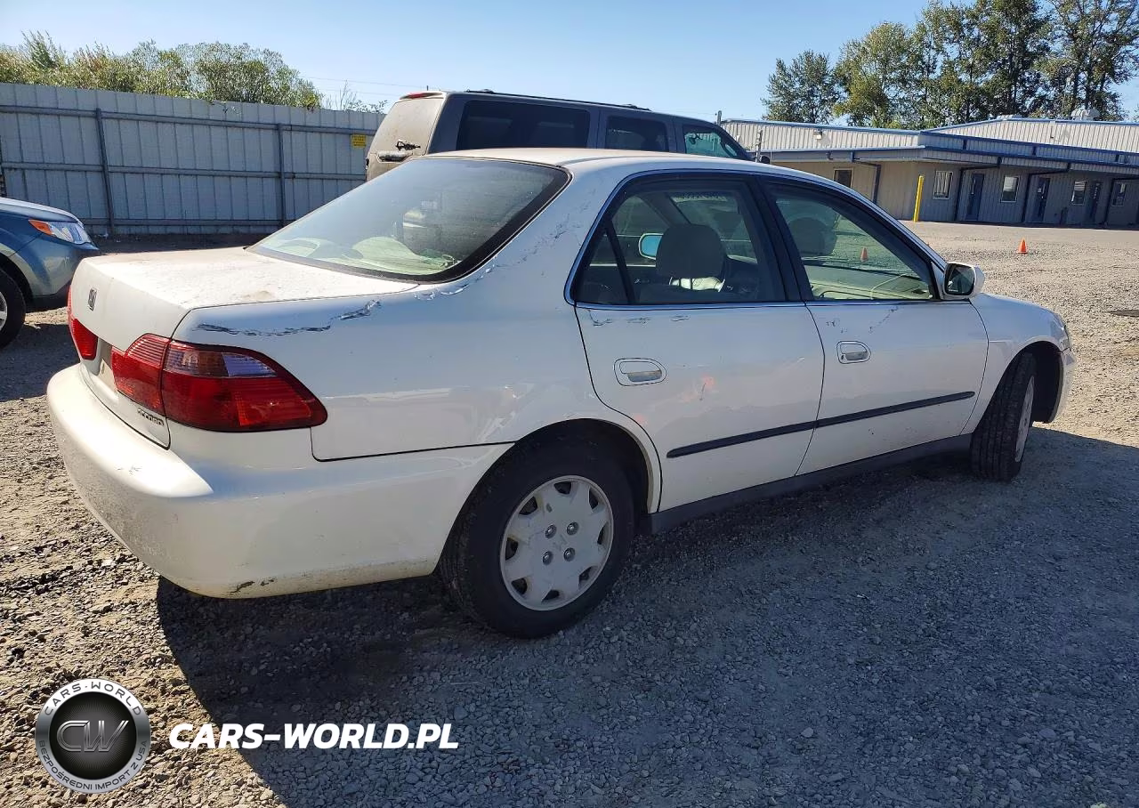 1999 Honda Accord Lx VIN:JHMCG5640XC045236 - 3