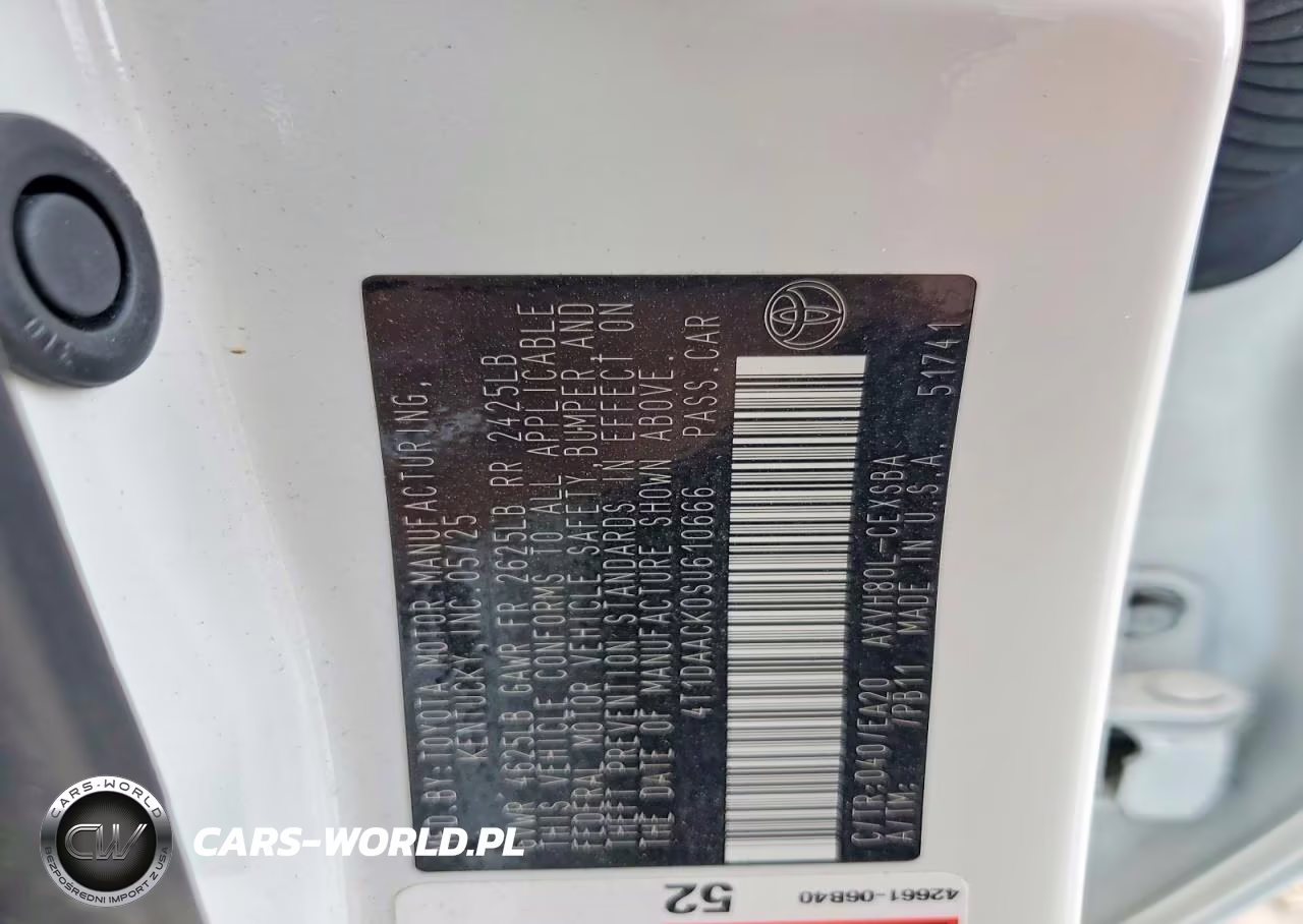 2025 Toyota Camry Se VIN:4T1DAACK0SU610666 - 13