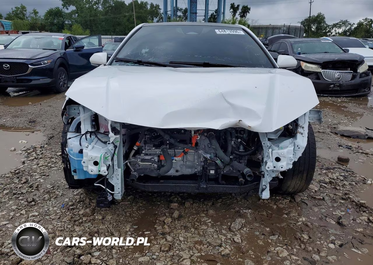 2025 Toyota Camry Se VIN:4T1DAACK0SU610666 - 5