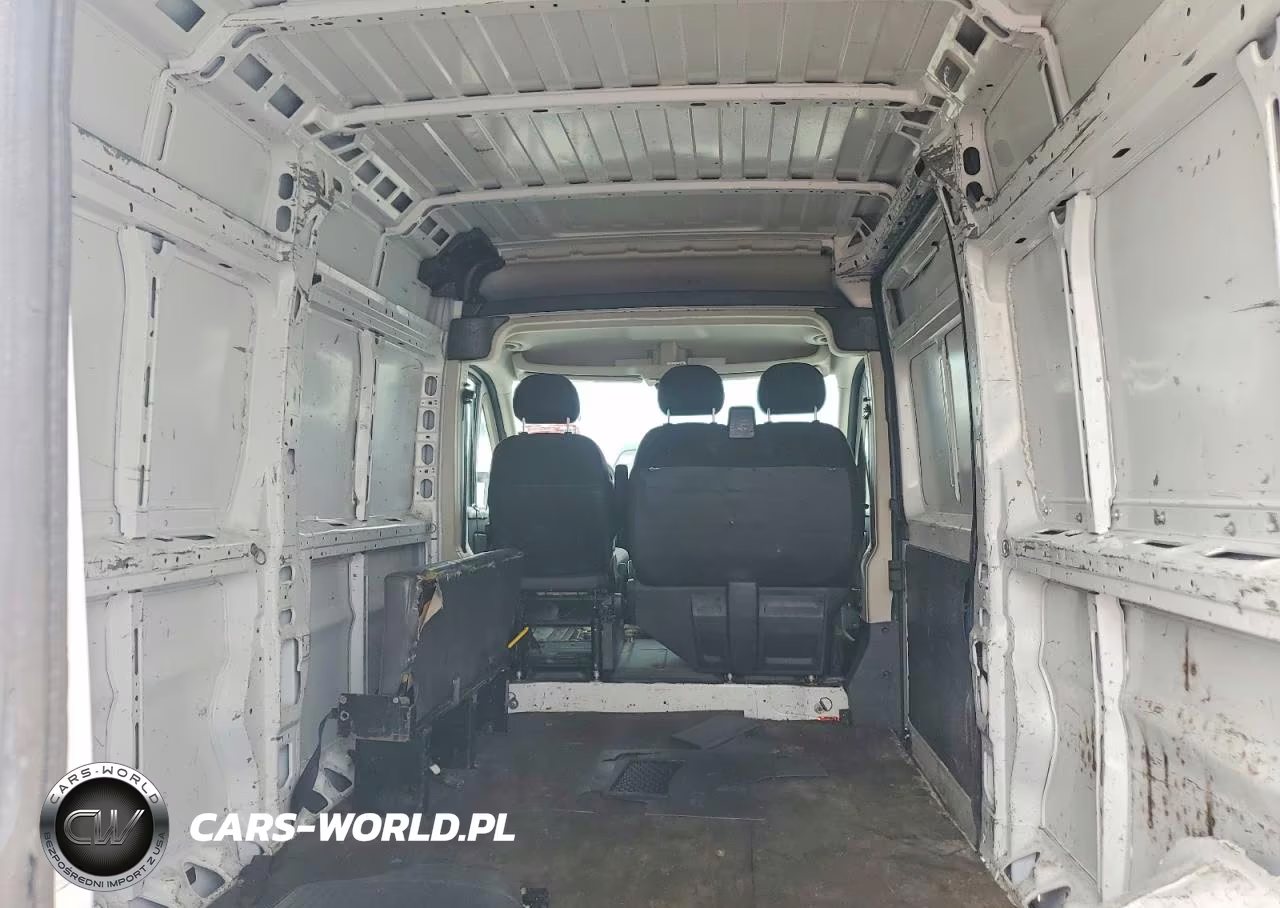 2015 Ram Promaster 2500 VIN:3C6TRVDG9FE512368 - 10