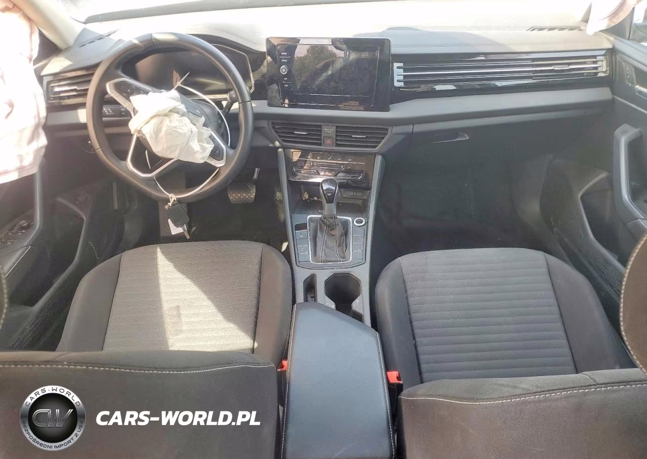 2025 Volkswagen Jetta S VIN:3VW5X7BU6SM077592 - 8
