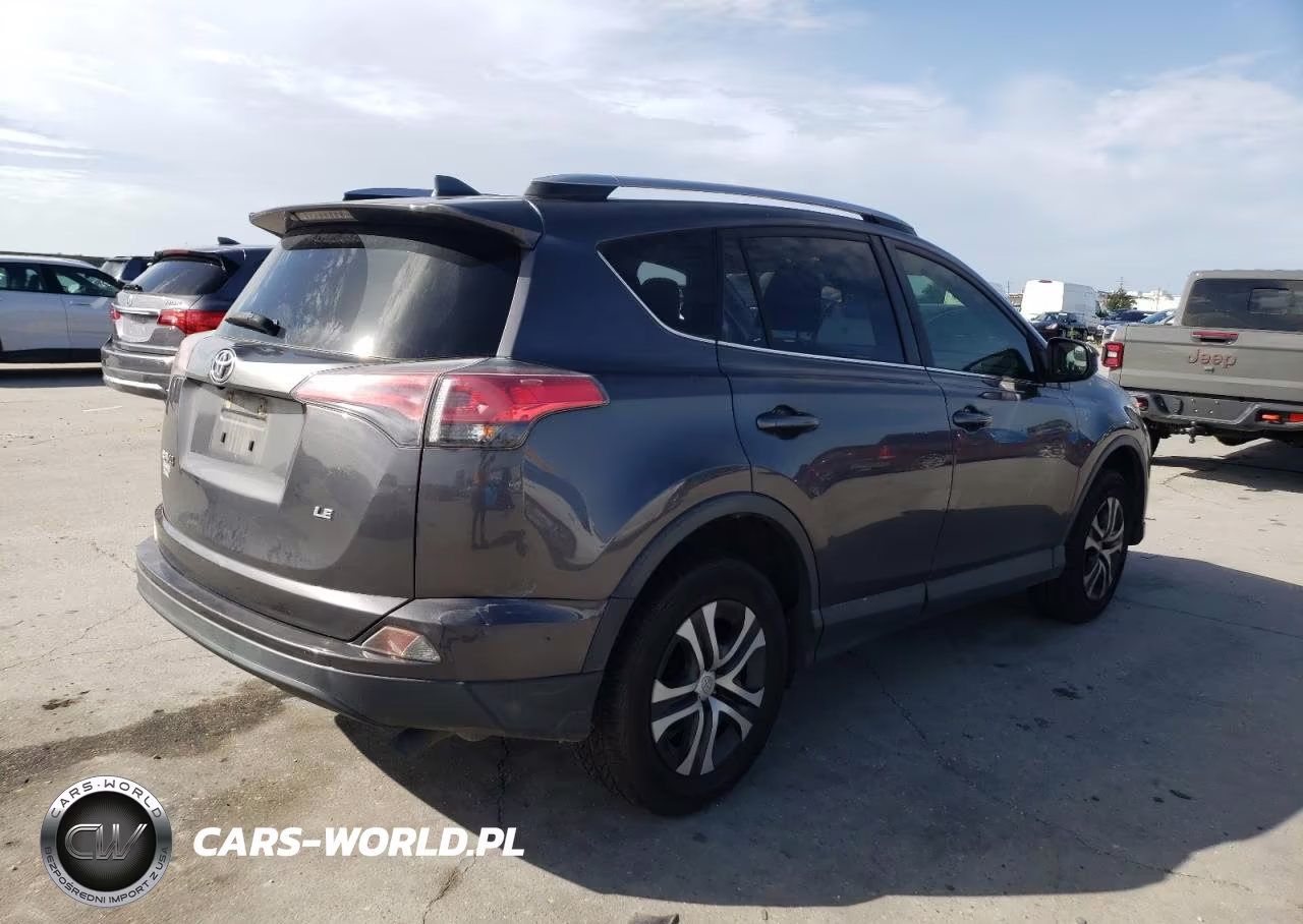 2018 Toyota Rav4 Le VIN:JTMZFREV9JJ157438 - 3