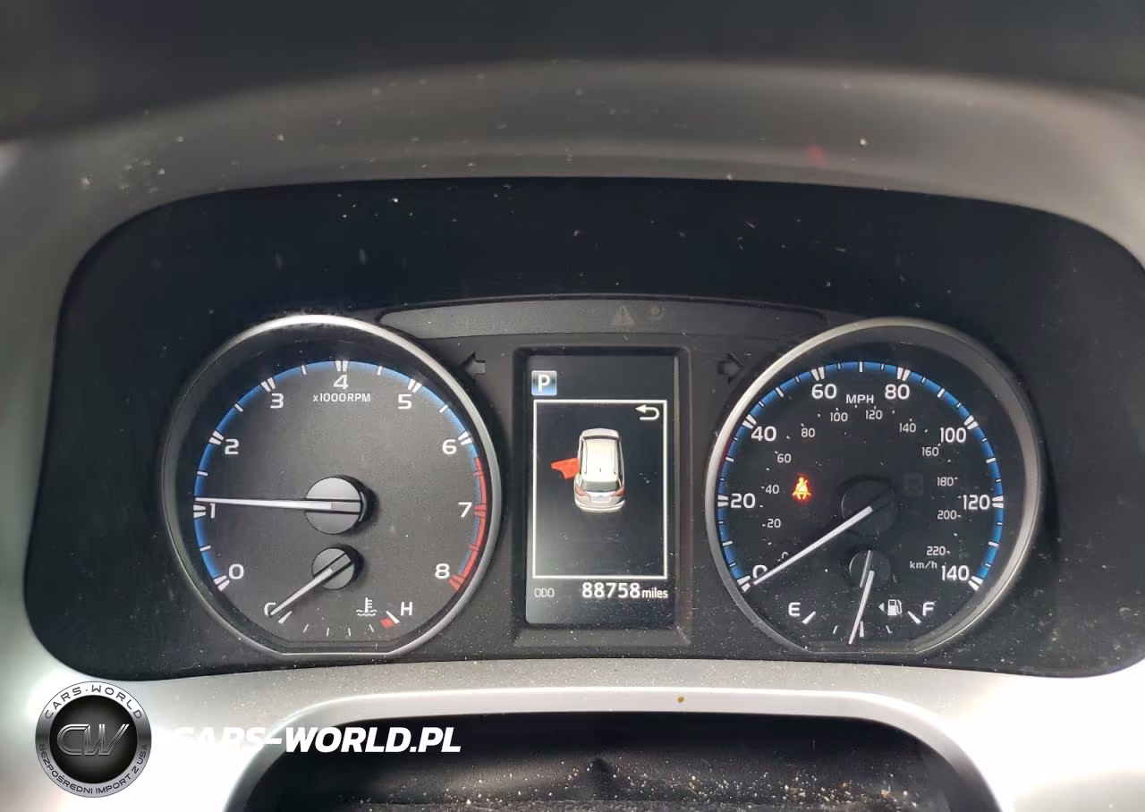 2018 Toyota Rav4 Le VIN:JTMZFREV9JJ157438 - 9
