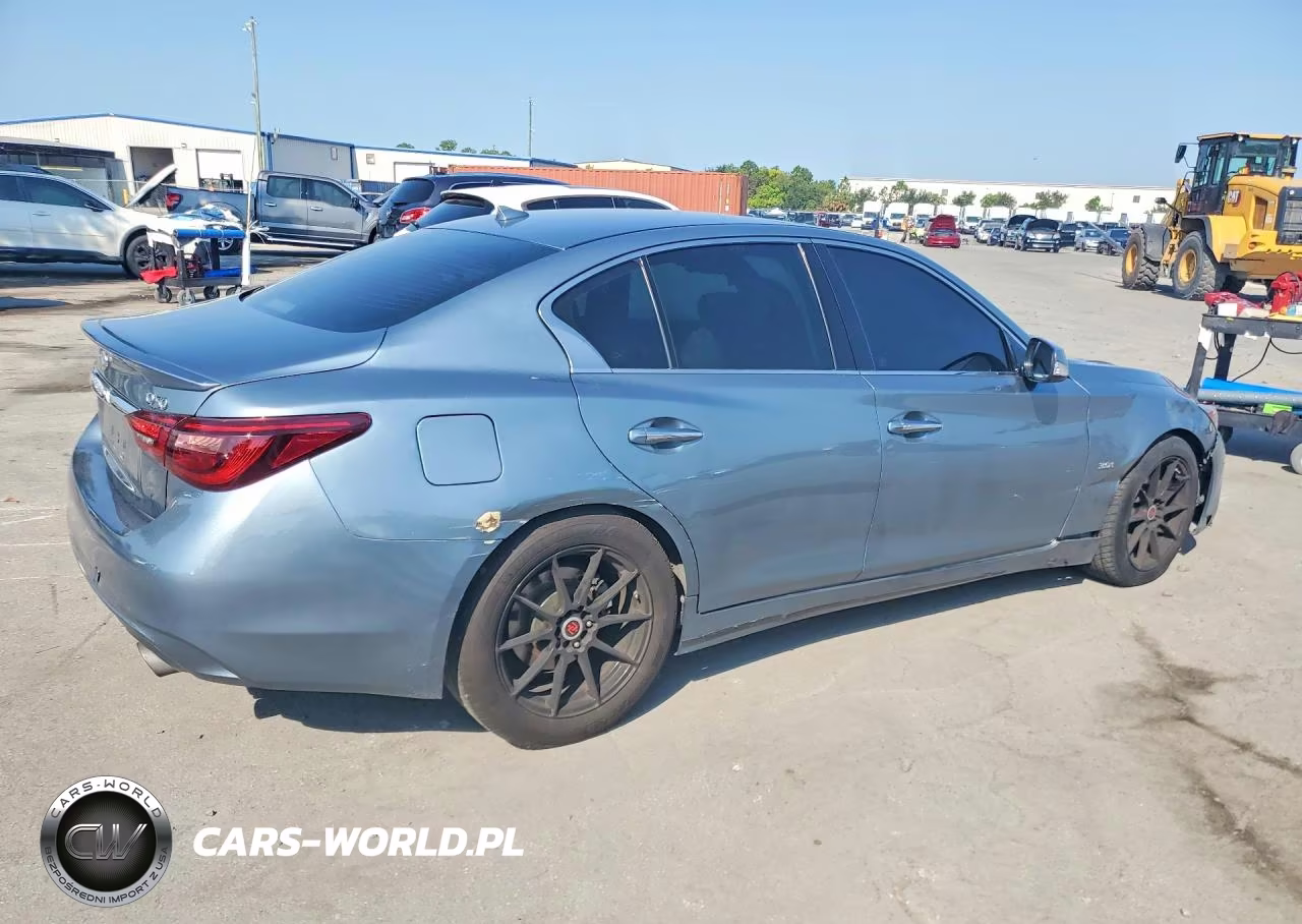 2019 Infiniti Q50 Luxe VIN:JN1EV7AP6KM514672 - 3