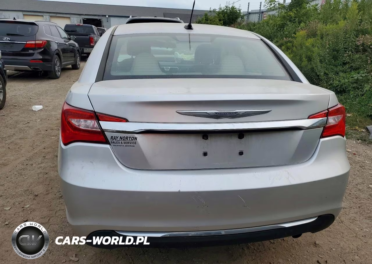 2012 Chrysler 200 Touring VIN:1C3CCBBB3CN152199 - 6
