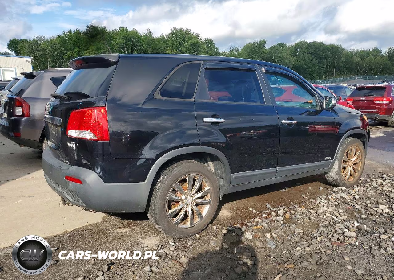 2011 Kia Sorento Ex VIN:5XYKUDA12BG030609 - 3