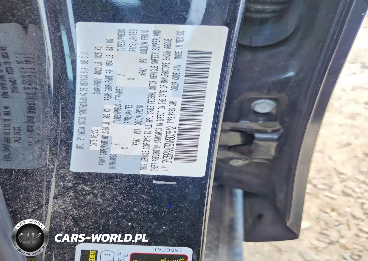 2022 Mazda 3 VIN:3MZBPAA79NM307612 - 12