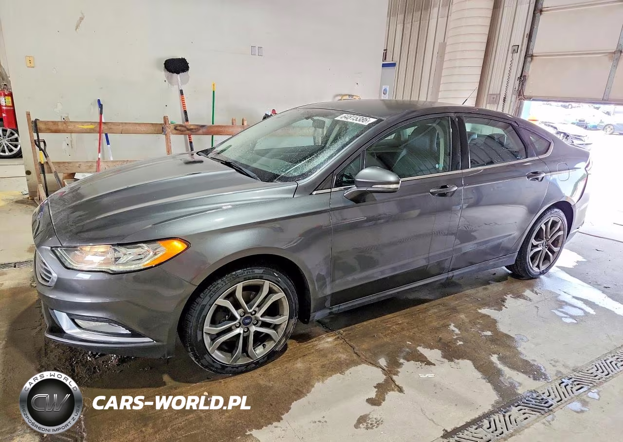 2017 Ford Fusion Se – zdjęcie 1 z 12
