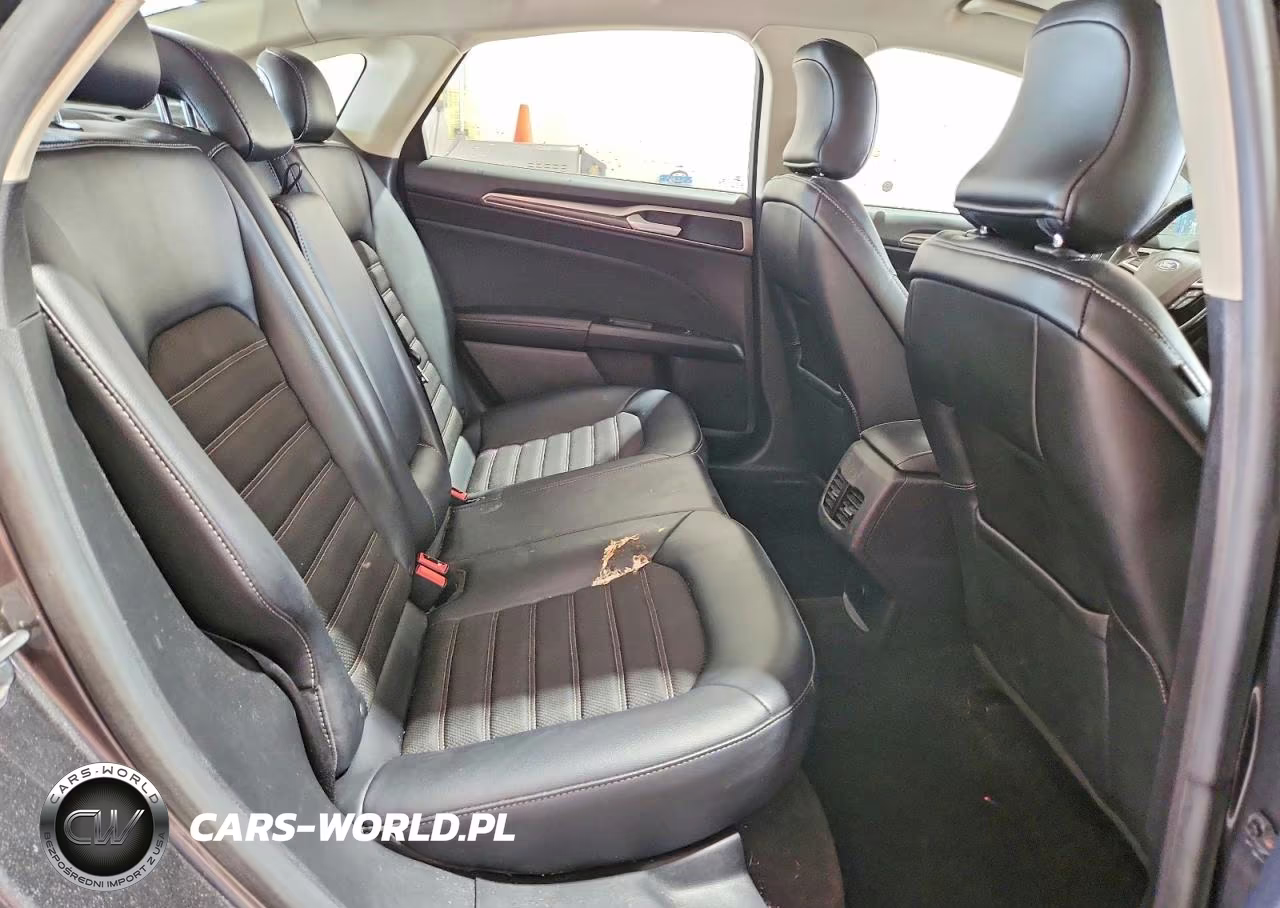 2017 Ford Fusion Se VIN:3FA6P0T90HR401324 - 10