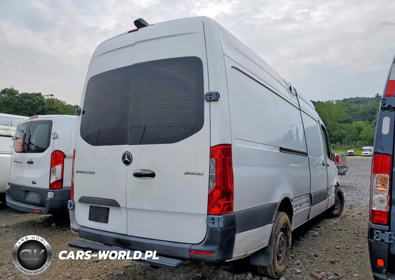 2022 Mercedes-Benz Sprinter 2500 VIN:W1W40CHY9NT086934 - 3