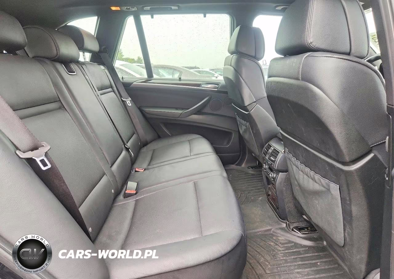 2013 BMW X5 xDrive50I VIN:5UXZV8C5XD0C16265 - 10