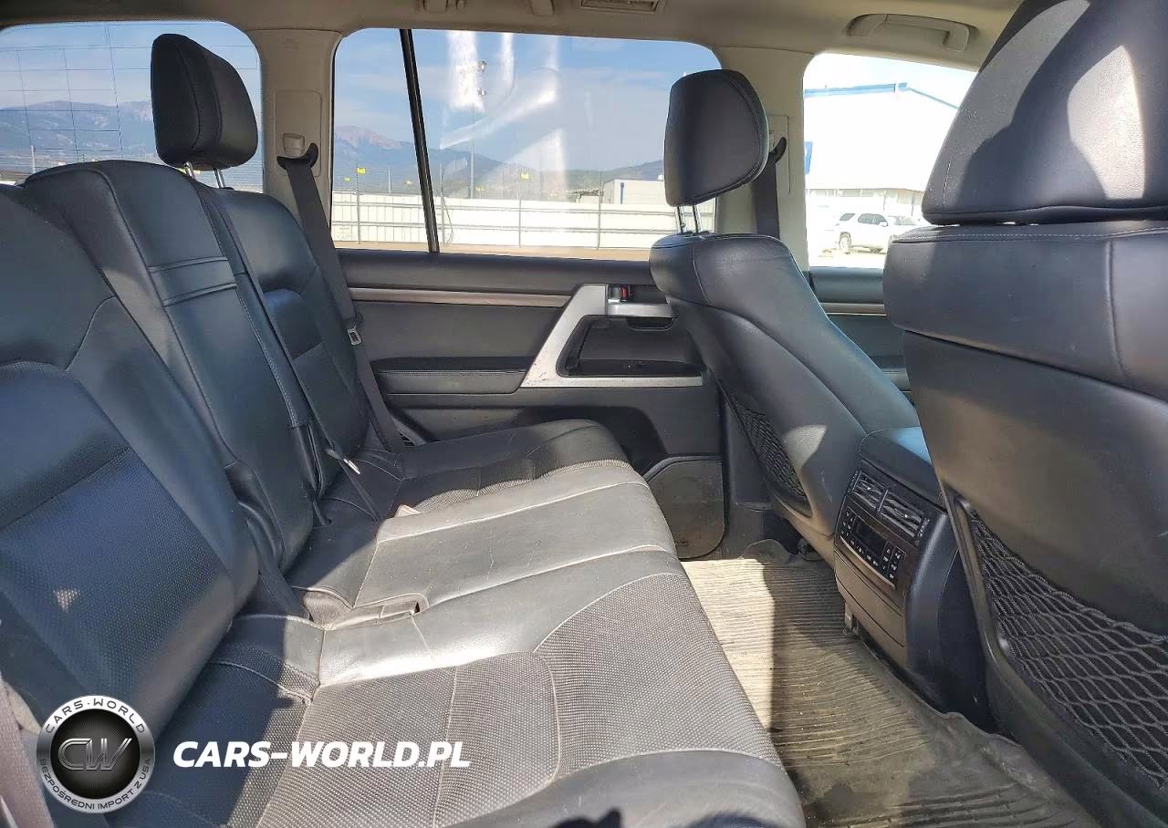 2018 Toyota Land Cruiser Base VIN:JTMCY7AJ6J4065998 - 11