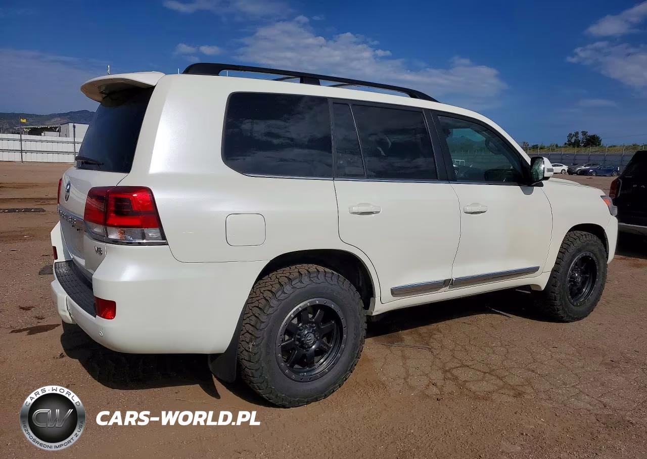 2018 Toyota Land Cruiser Base VIN:JTMCY7AJ6J4065998 - 3