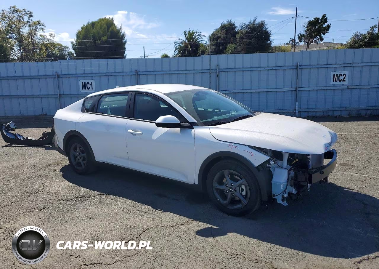 2026 Kia K4 Lxs VIN:3KPFT4DE0TE279220 - 4