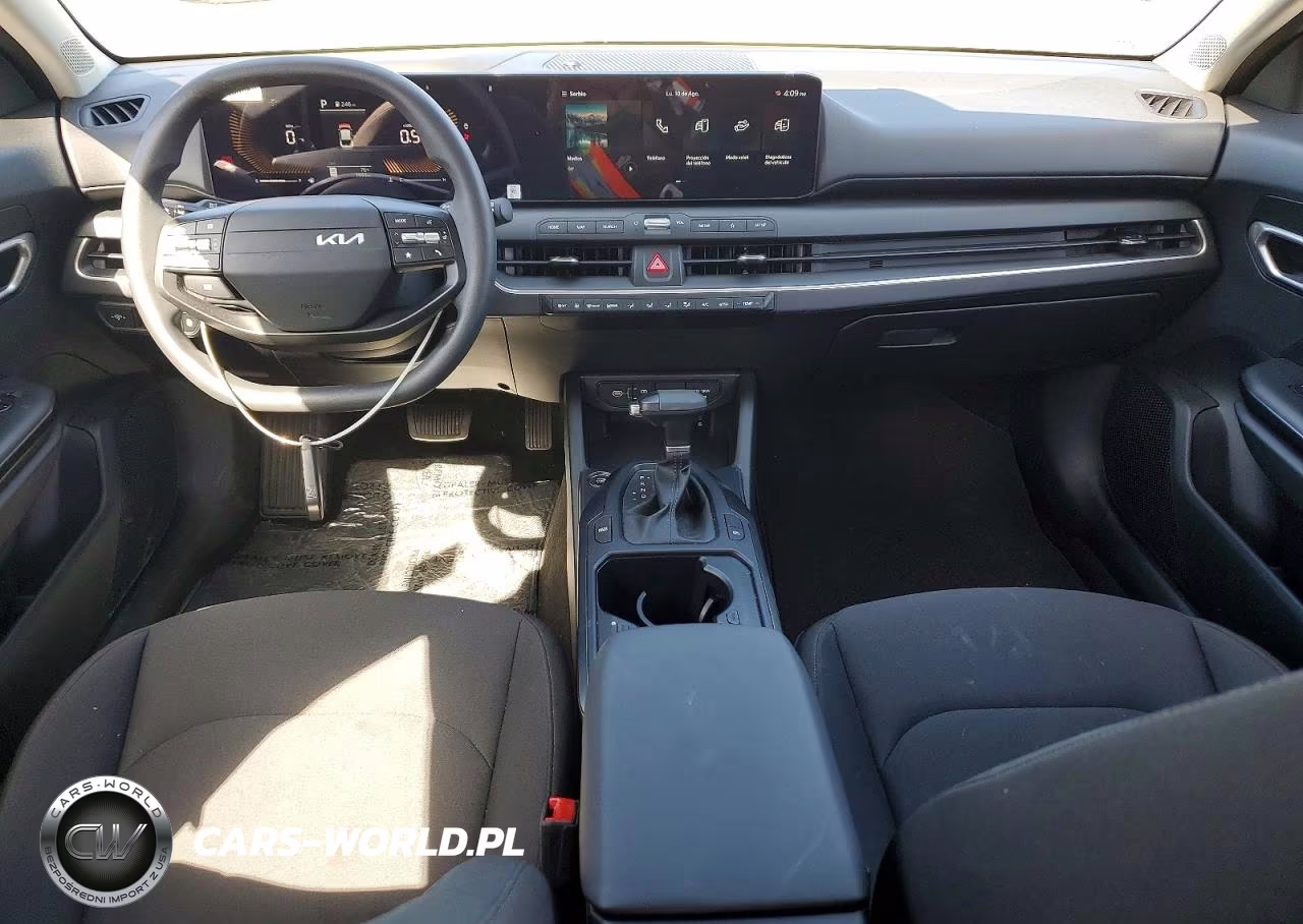 2026 Kia K4 Lxs VIN:3KPFT4DE0TE279220 - 8