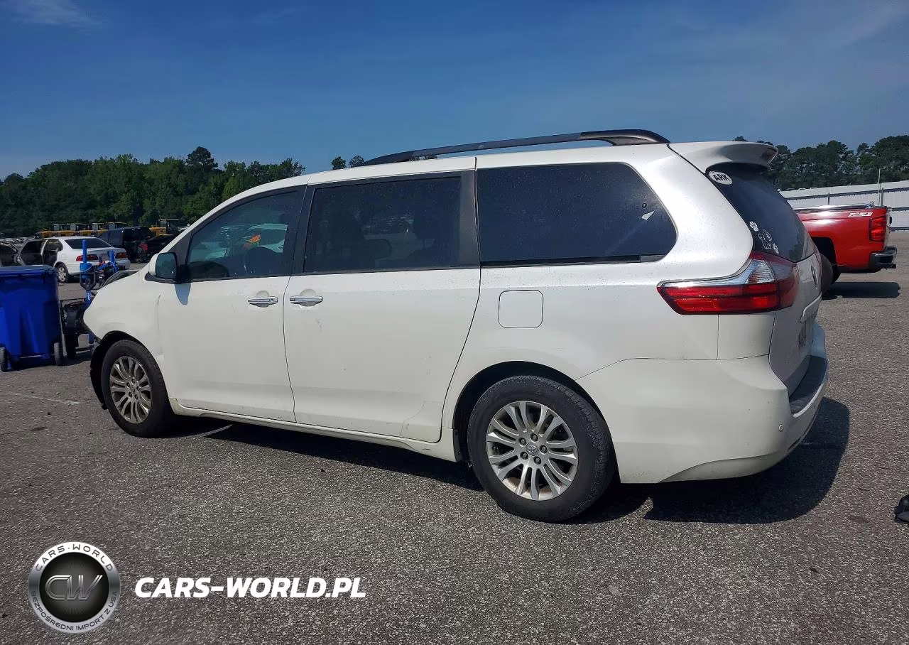 2017 Toyota Sienna Xle 8-Passenger VIN:5TDYZ3DC0HS842165 - 2
