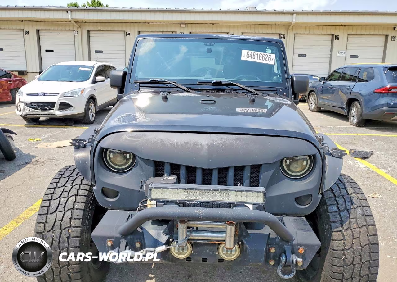 2012 Jeep Wrangler Unlimited Sport VIN:1C4HJWDG4CL114435 - 5