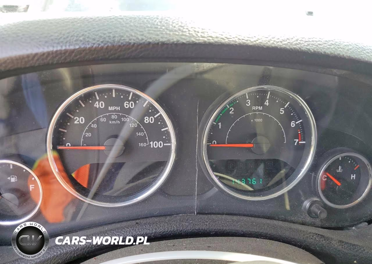 2012 Jeep Wrangler Unlimited Sport VIN:1C4HJWDG4CL114435 - 9