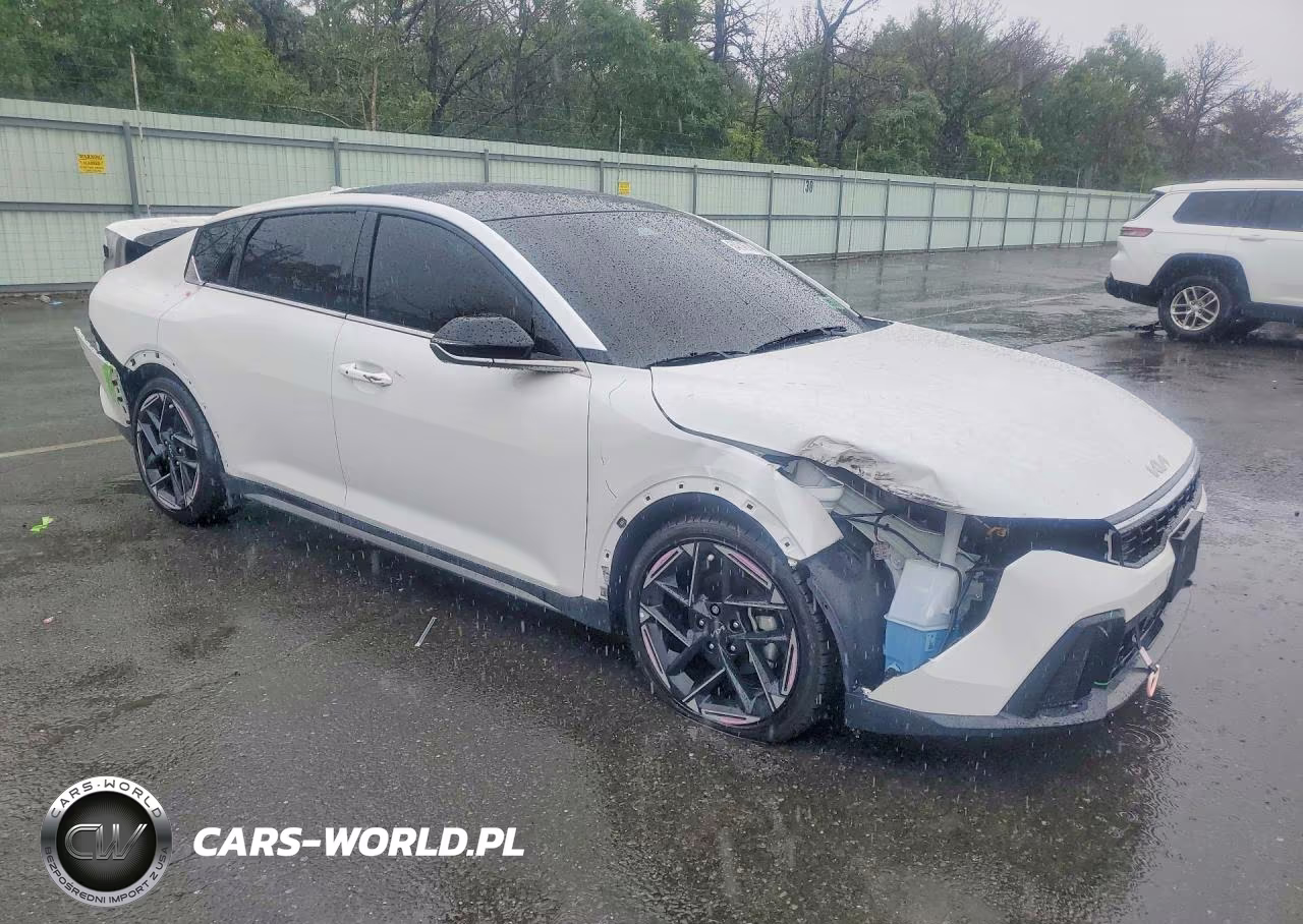 2025 Kia K4 Gt Line VIN:3KPFW4DE9SE193409 - 4