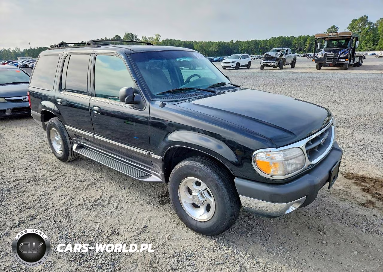 2000 Ford Explorer Xlt VIN:1FMZU73E2YZA15906 - 4