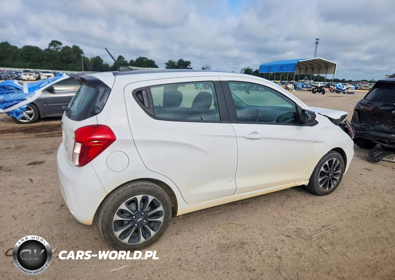 2022 Chevrolet Spark Ls VIN:KL8CD6SA3NC027881 - 3