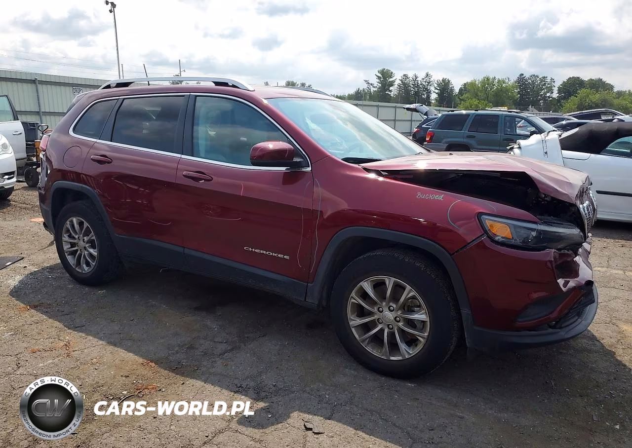 2021 Jeep Cherokee Latitude Lux VIN:1C4PJMMX4MD193651 - 4