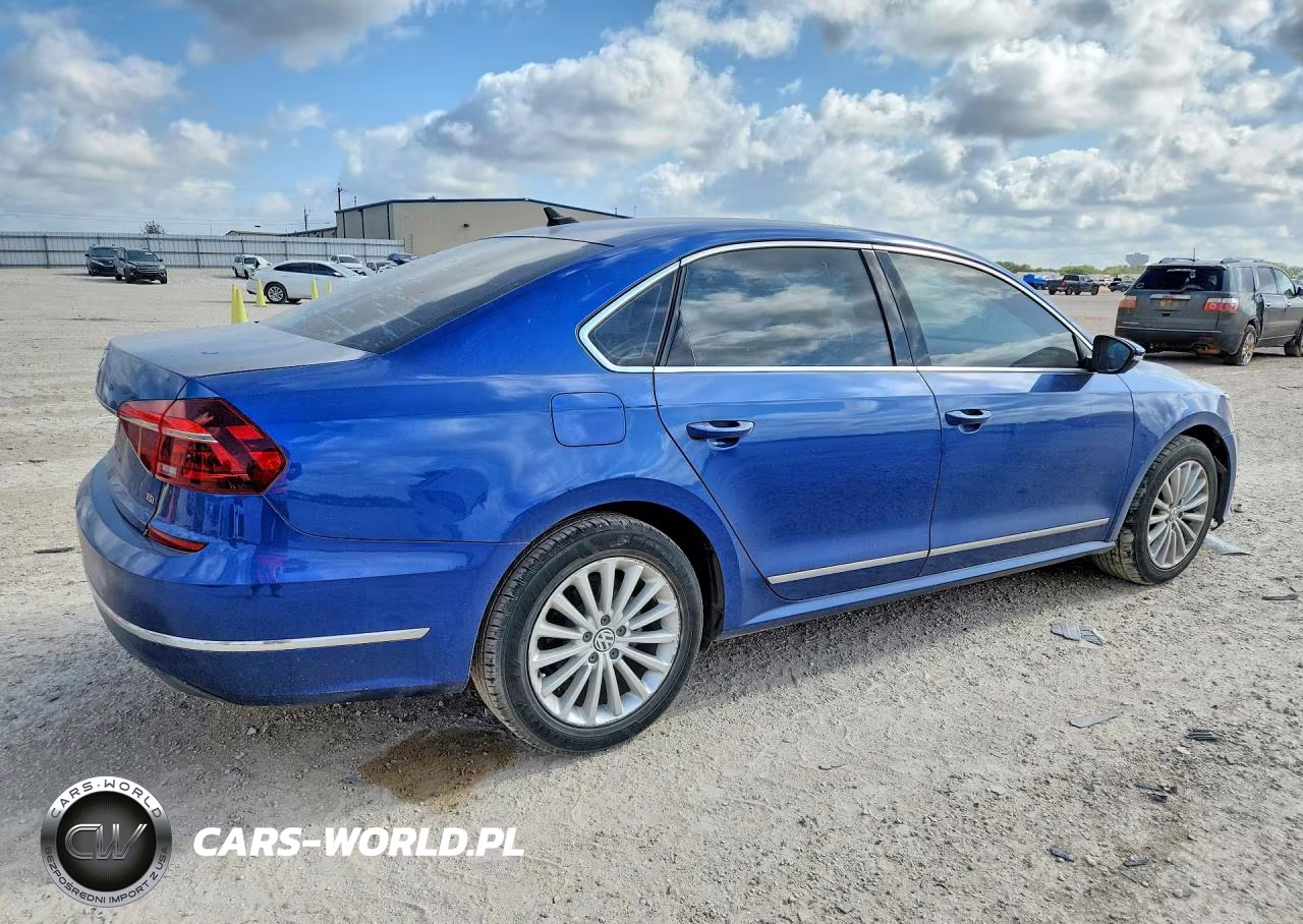 2017 Volkswagen Passat Se VIN:1VWBT7A37HC014910 - 3