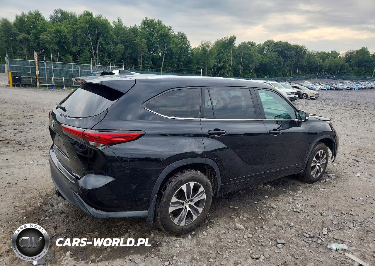 2020 Toyota Highlander Xle VIN:5TDGZRBHXLS508876 - 3