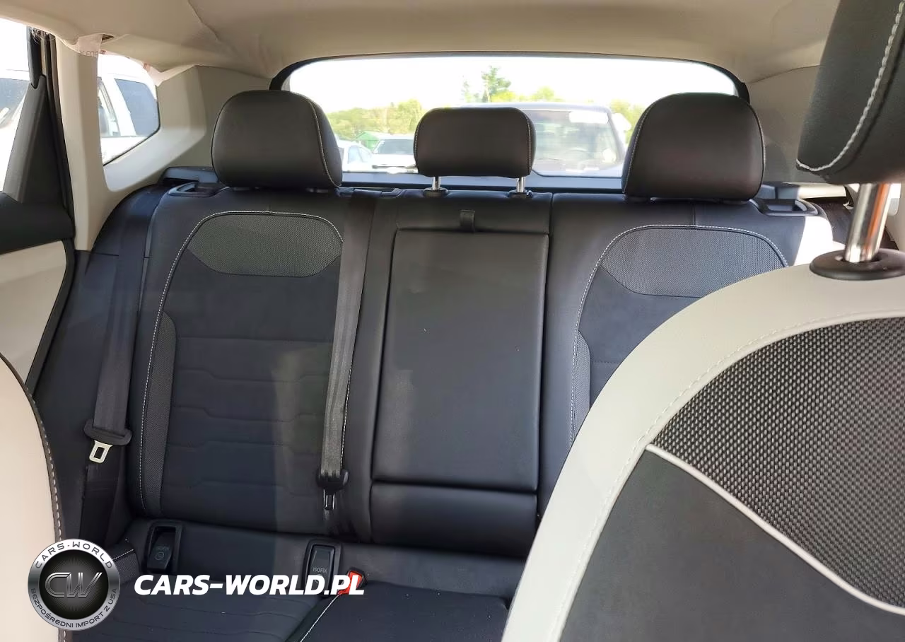 2025 Volkswagen Taos Se VIN:3VVVC7B21SM031036 - 10